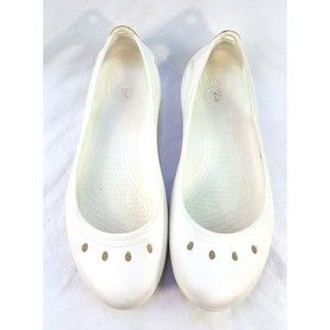 Crocs beach ballet flat shoes creme white women's size 9